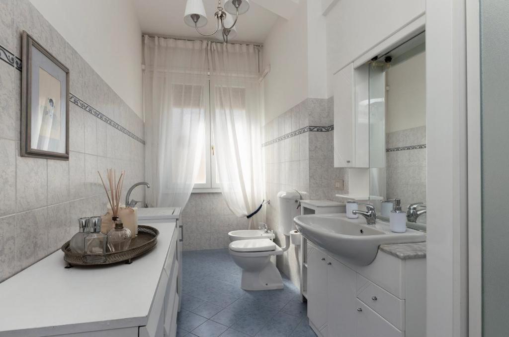 Lilly Apartment Firenze Bagian luar foto
